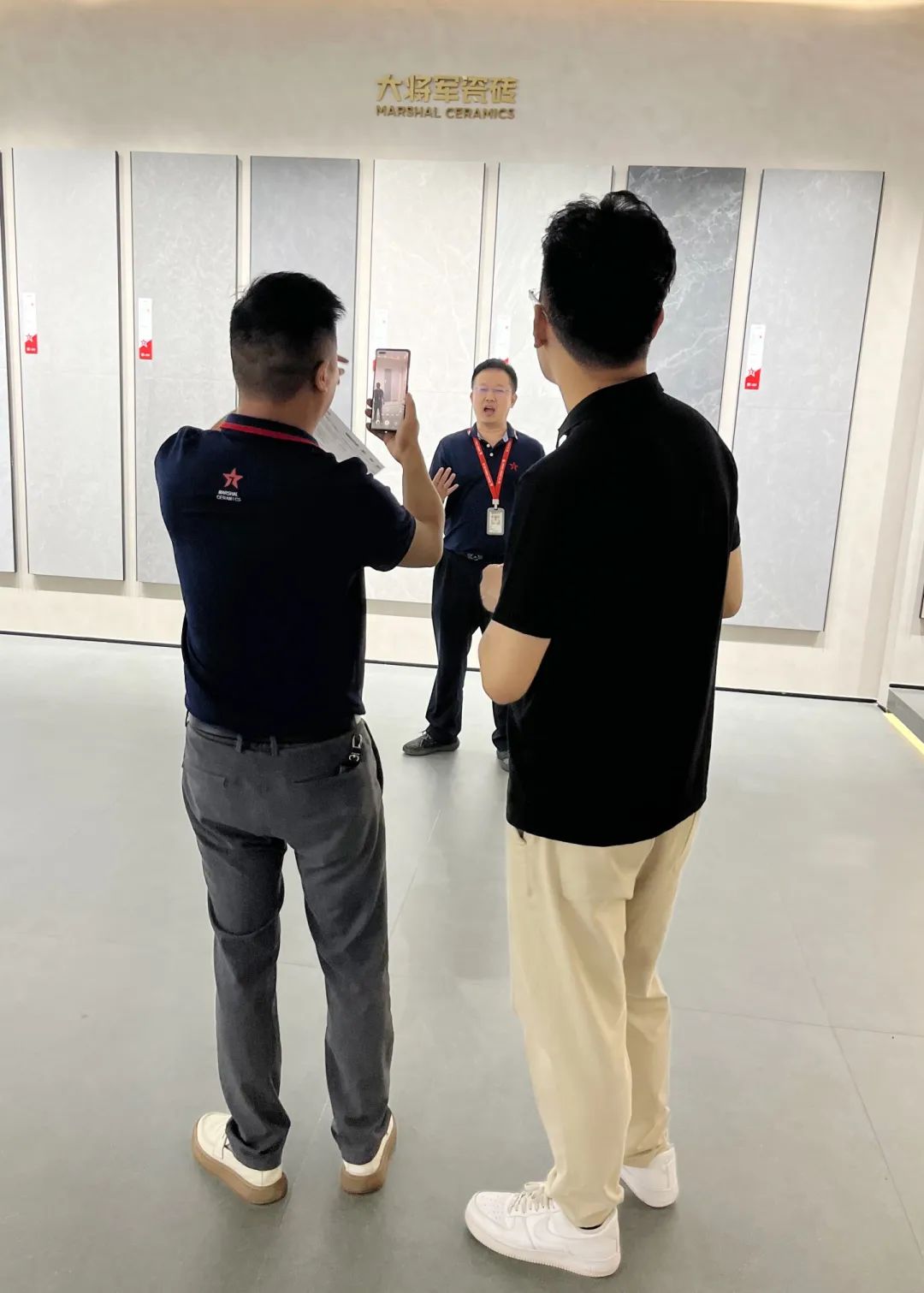 抖“星”行動(dòng)丨大將軍瓷磚2023抖音直播陪跑計(jì)劃啟動(dòng)，引爆流量密碼！(圖21)
