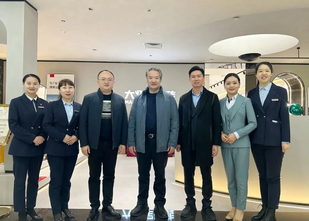 戰(zhàn)略牽引，直擊一線丨將軍陶瓷集團柳朝陽董事長深入走訪終端市場