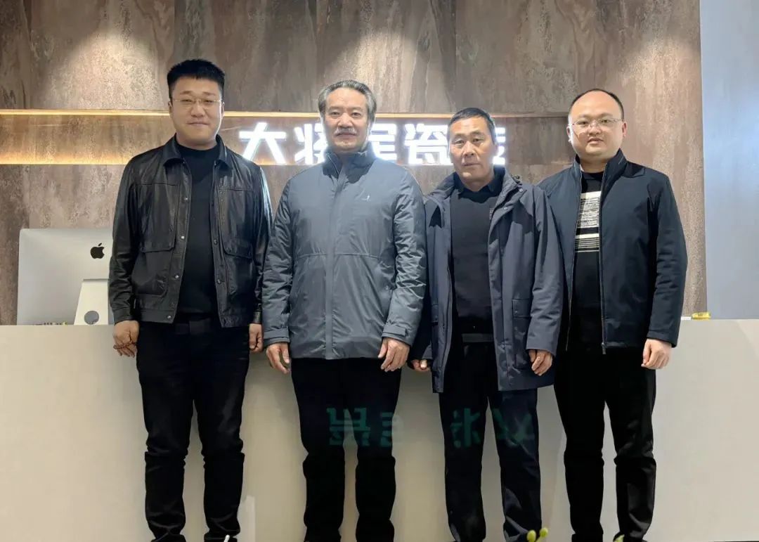 戰(zhàn)略牽引，直擊一線丨將軍陶瓷集團(tuán)柳朝陽董事長深入走訪終端市場(圖4)